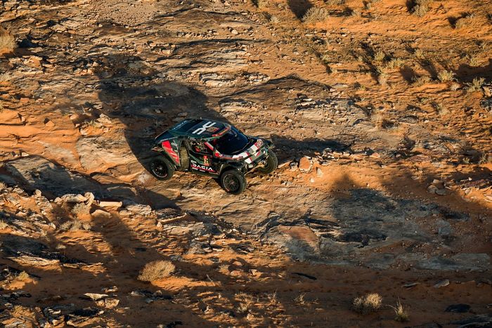 #299 The Dacia Sandriders Dacia: Nasser Al-Attiyah, Fabian Lurquin