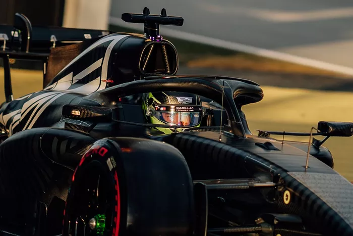 سيرجيو بيريز، فريق كاديلاك F1
