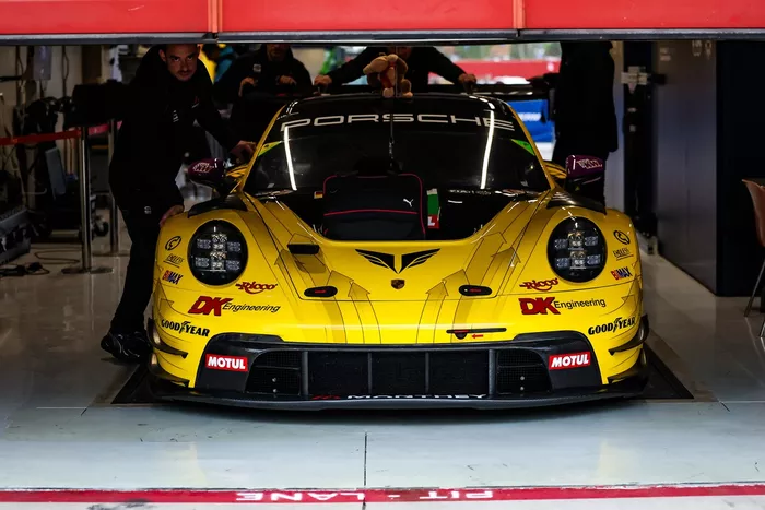#92 The Bend Manthey Porsche 911 GT3 R