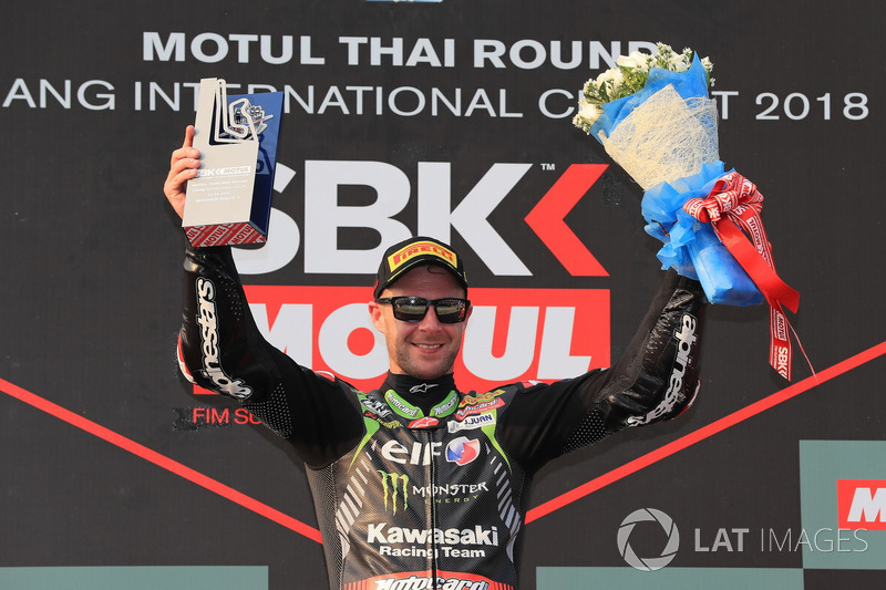 Podio: ganador de la carrera Jonathan Rea, Kawasaki Racing