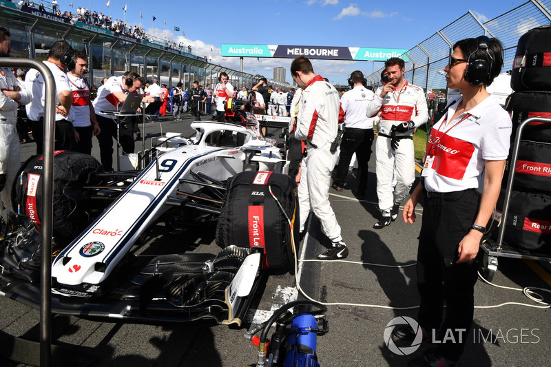 Marcus Ericsson, Sauber C37, in griglia
