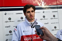 Antonio Giovinazzi, Sauber, parla con i media