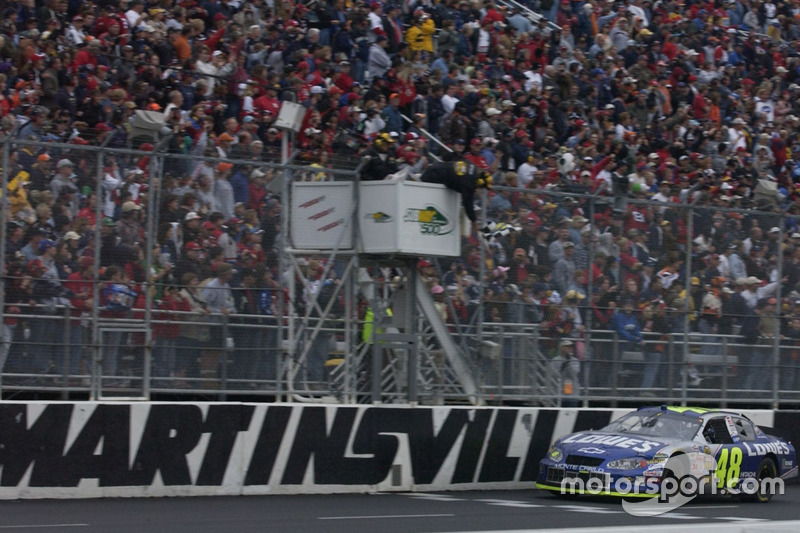 2004: Jimmie Johnson (Hendrick-Chevrolet) - 3 Siege