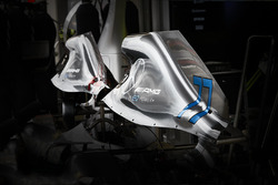I cofani motore delle monoposto di Lewis Hamilton, Mercedes AMG F1 W09, e Valtteri Bottas, Mercedes AMG F1 W09