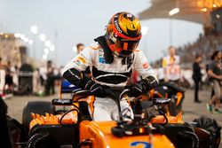 Stoffel Vandoorne, McLaren, on the grid