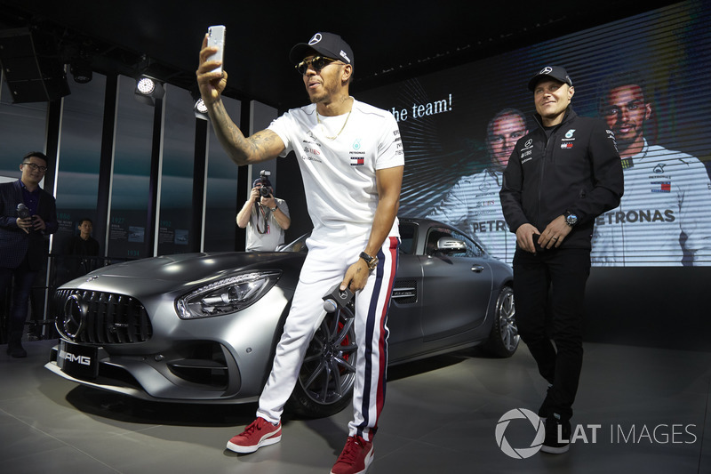 Lewis Hamilton, Mercedes AMG F1, Valtteri Bottas, Mercedes AMG F1