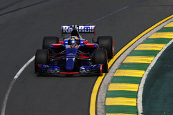 Карлос Сайнс-мл., Scuderia Toro Rosso STR12