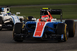 Естебан Окон, Manor Racing MRT05