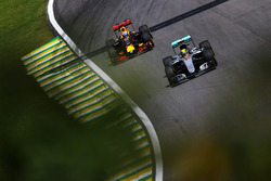 Lewis Hamilton, Mercedes AMG F1 W07 Hybrid