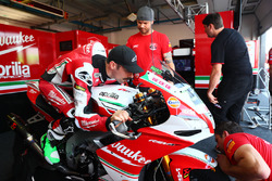 Eugene Laverty, Milwaukee Aprilia