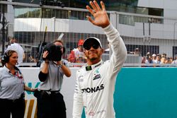 El hombre de la pole Lewis Hamilton, Mercedes AMG F1