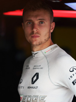 Тест-пилот Renault Sport F1 Сергей Сироткин
