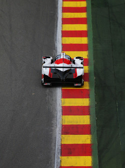 #8 Toyota Gazoo Racing Toyota TS050 Hybrid: Anthony Davidson, Sébastien Buemi, Kazuki Nakajima