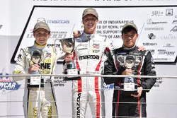 Podium: winner Oliver Askew, second place Kaylen Frederick, third place Calvin Ming