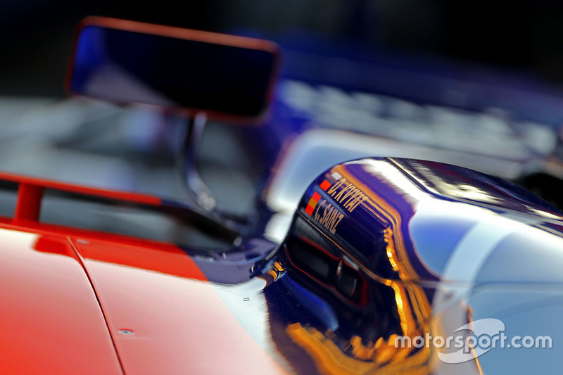 Detalle del Scuderia Toro Rosso STR12