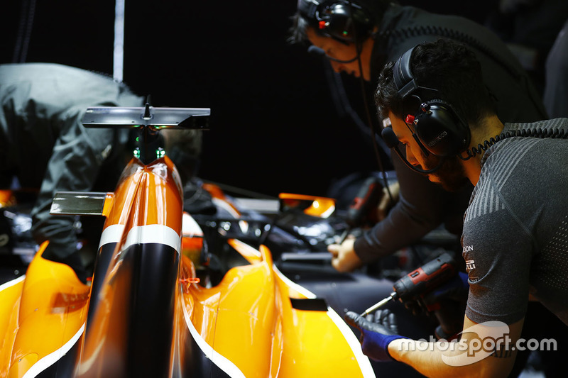 f1-barcelona-pre-season-testing-i-2017-m