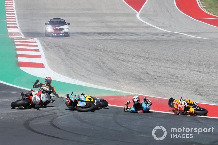 Xavi Vierge, Marc VDS Racing, Joe Roberts, Swiss Innovative Investors, Fabio Di Giannantonio, Speed Up Racing crash