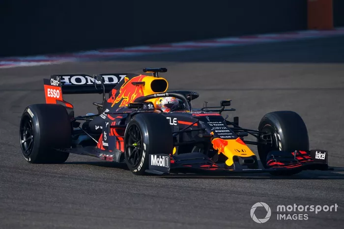Red Bull Racing RB16B - 11 victorias