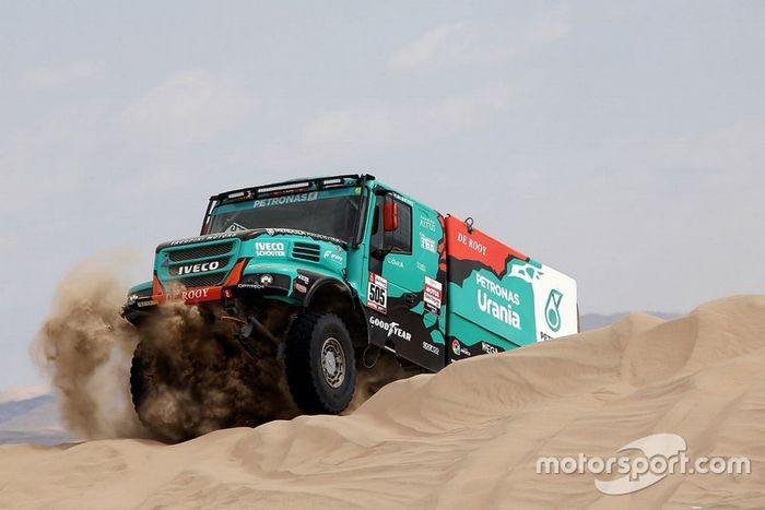 #505 Team De Rooy Iveco: Federico Villagra, Ricardo Torlaschi, Adrian Yacopini