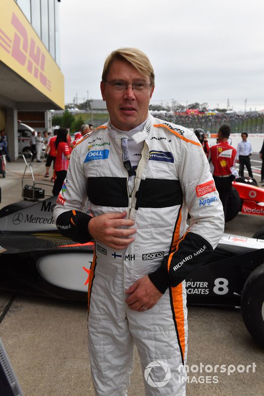 Mika Hakkinen en Leyendas F1 30 Aniversario vuelta de Demostración