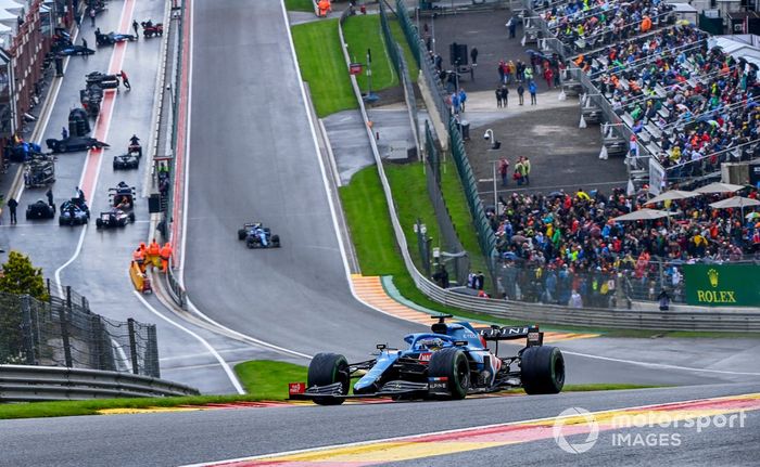 Fernando Alonso, Alpine A521, Esteban Ocon, Alpine A521