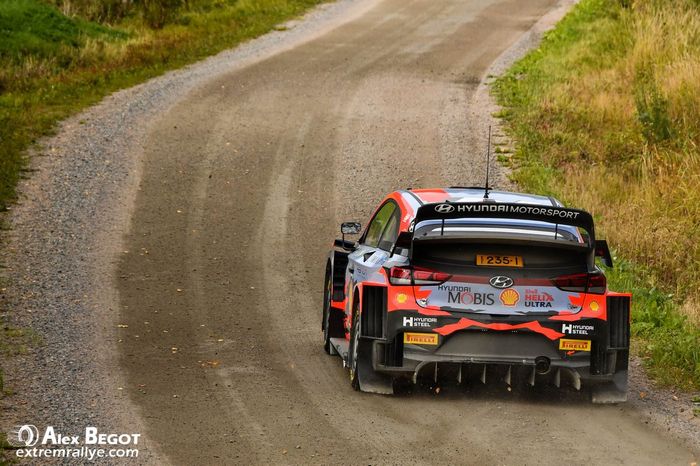 Ott Tanak, Martin Jarveoja, Hyundai i20 Coupe WRC