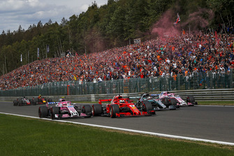 Esteban Ocon, Racing Point Force India VJM11, Sebastian Vettel, Ferrari SF71H, Lewis Hamilton, Mercedes AMG F1 W09 ve Sergio Perez, Racing Point Force India VJM11 birinci turda