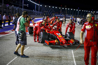 Sebastian Vettel, Ferrari SF71H on the grid