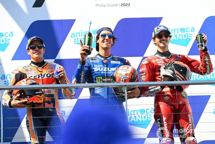 Podio: ganador Alex Rins, Team Suzuki MotoGP, segundo lugar Marc Márquez, Repsol Honda Team, tercer lugar Francesco Bagnaia, Ducati Team