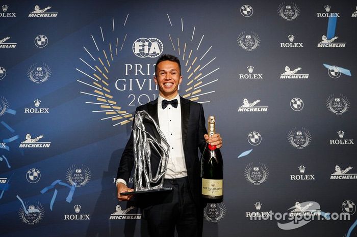 Alex Albon, Novato del Año de la FIA