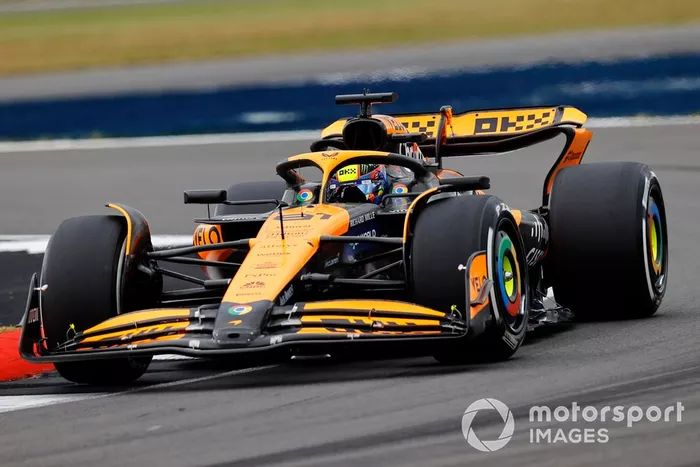 Oscar Piastri, McLaren MCL38