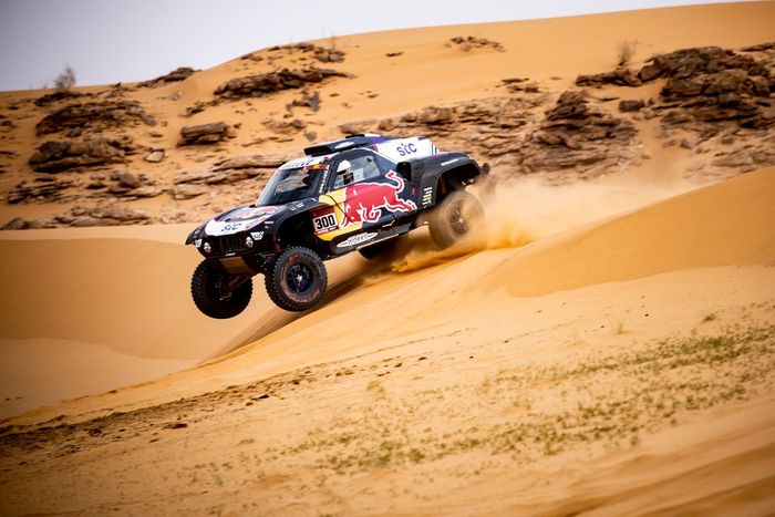 #300 X-Raid Mini JCW Team: Carlos Sainz, Lucas Cruz