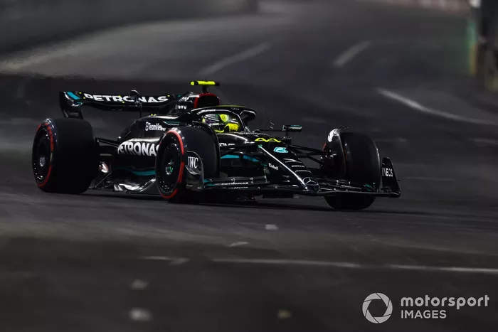 Lewis Hamilton, Mercedes F1 W14