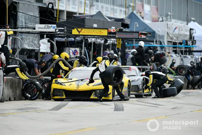 #3 Corvette Racing Corvette C8.R, GTLM: Antonio Garcia, Jordan Taylor, #4 Corvette Racing Corvette C8.R, GTLM: Oliver Gavin, Tommy Milner