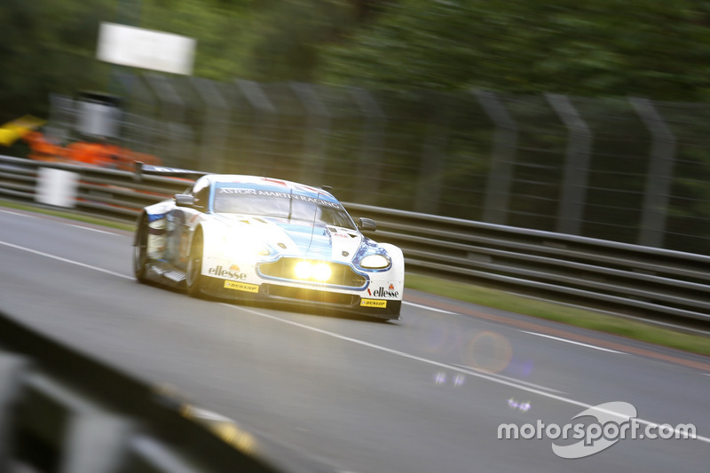 #99 Aston Martin Racing Aston Martin Vantage: Andrew Howard, Gary Hirsch, Liam Griffin