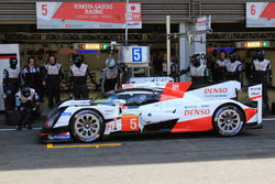 #5 Toyota Racing Toyota TS050 Hybrid: Anthony Davidson, Sébastien Buemi, Kazuki Nakajima