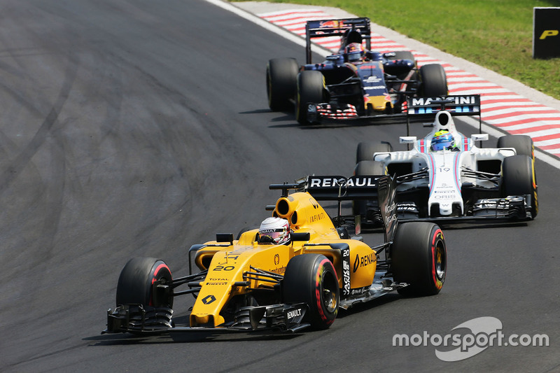 Kevin Magnussen, Renault Sport F1 Team RS16