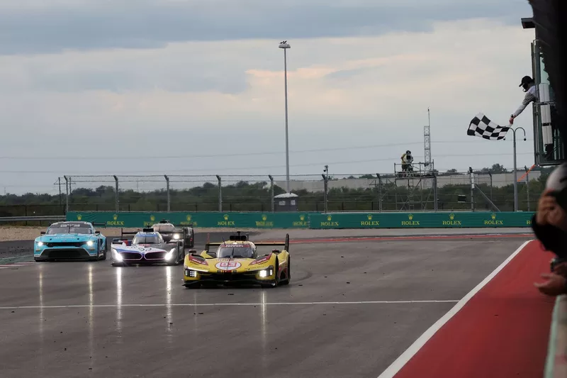 Vainqueur de la course #83 AF Corse Ferrari 499P : Robert Kubica, Robert Shwartzman, Yifei Ye
