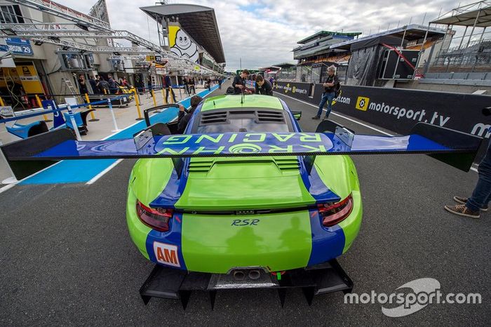 #99 Dempsey Proton Competition Porsche 911 RSR: Patrick Long, Tracy Krohn, Niclas Jönsson