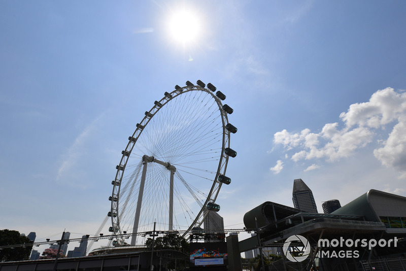 Singapore Flyer