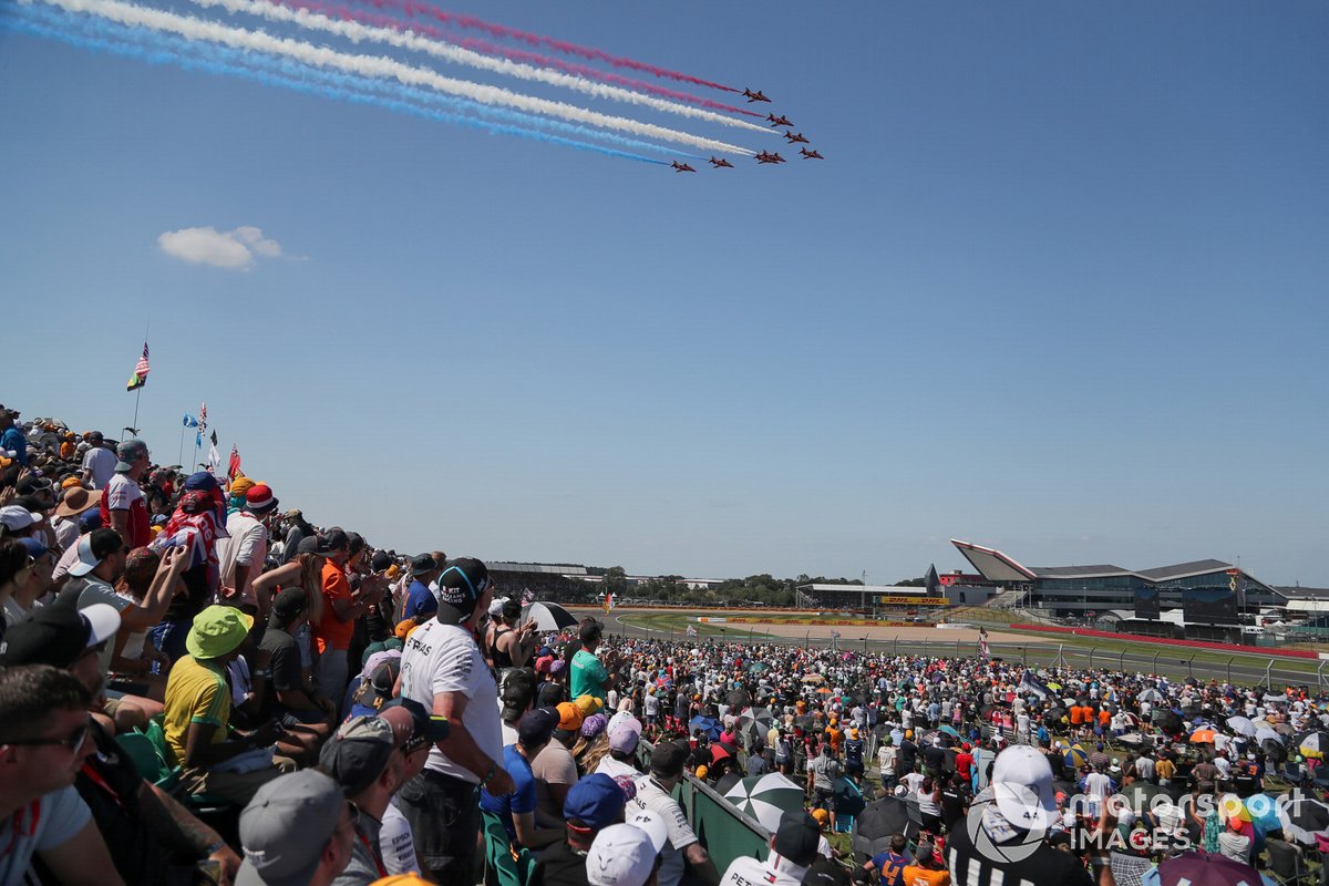 The RAF aerobatic display team, the Red Arrows, perform for the crowds in their BAE Systems Hawk T.Mk.1A's