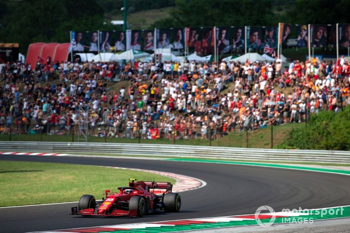 Carlos Sainz Jr, Ferrari SF21