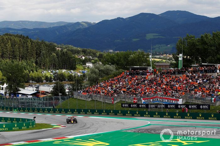 Sergio Pérez, Red Bull Racing RB18