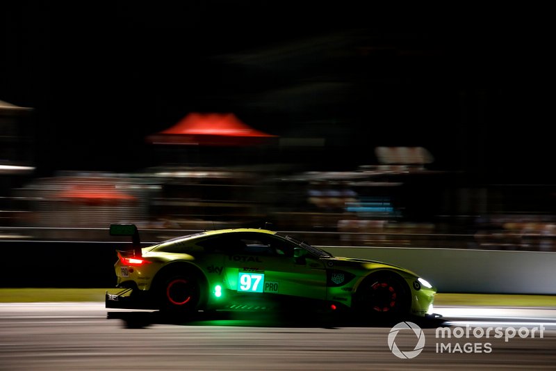 #97 Aston Martin Racing Aston Martin Vantage AMR: Alex Lynn, Maxime Martin