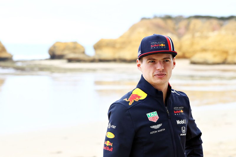 Max Verstappen, Red Bull Racing se prepara para ir a surfear