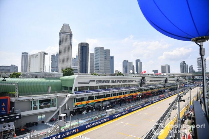 Vista general de la recta de salida y llegada de la pista