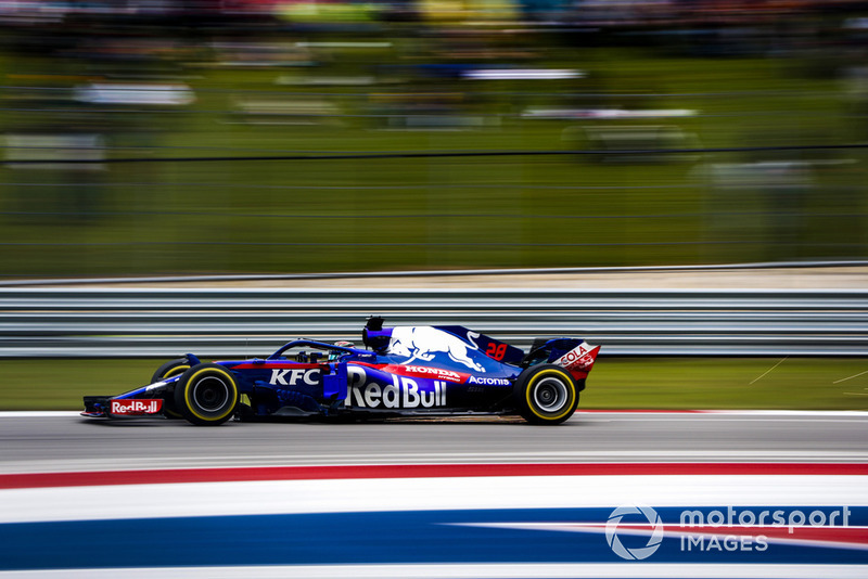 20. Брендон Хартлі, Scuderia Toro Rosso STR13, 1:35.206 у Q1, штраф