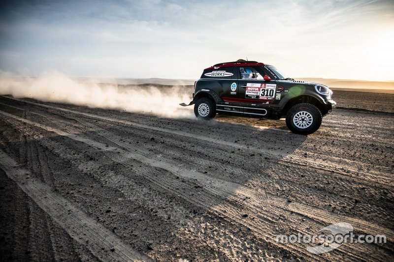 #310 X-Raid Team Mini: Орландо Терранова, Бернардо Грауе