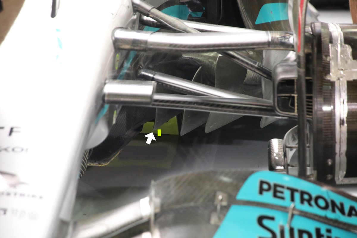 Detalle del recorte realizado por Mercedes en el W13.