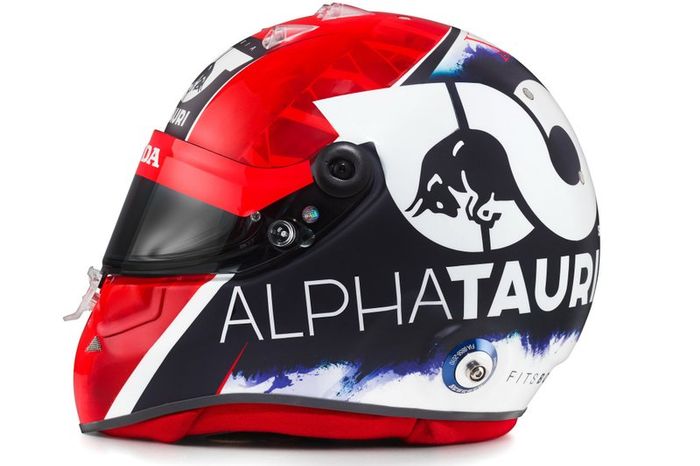 Casco de Daniil Kvyat, AlphaTauri